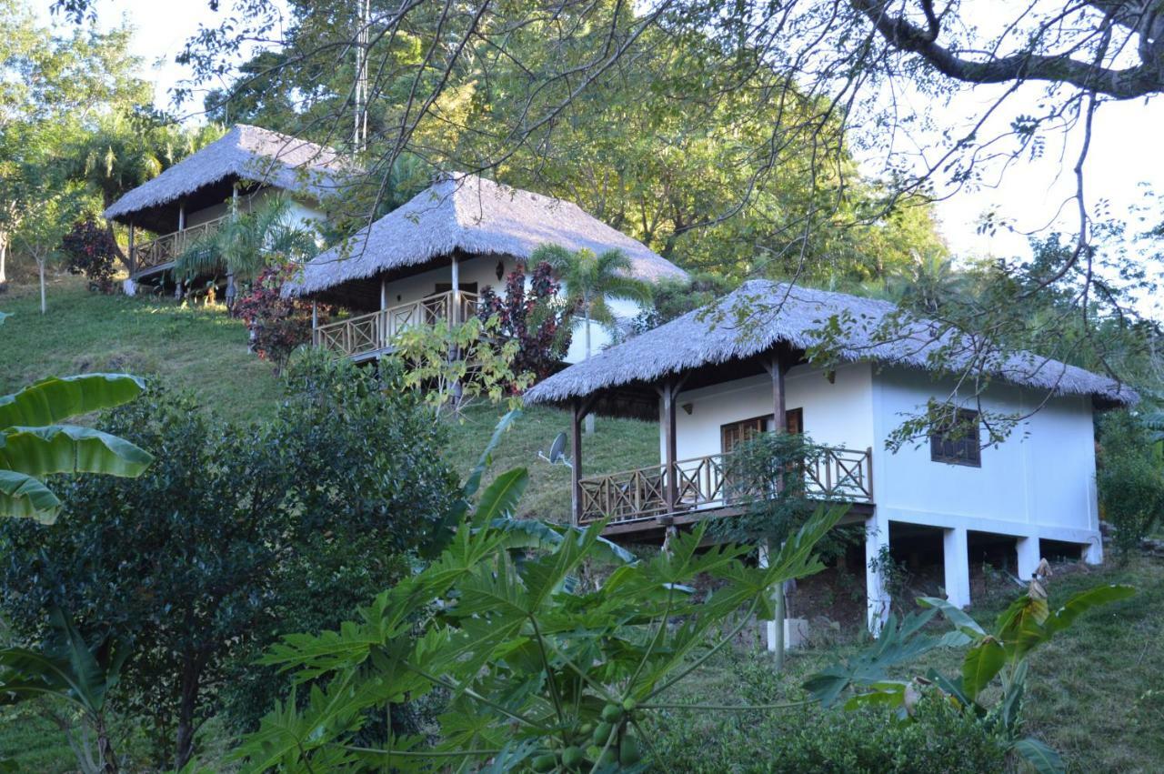 Hotel Océan Beach Sakatia Nosy-Be Exterior foto